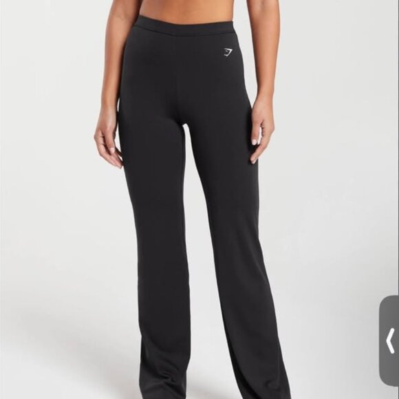 Gymshark Flared Leggings NWOT - Picture 2 of 6
